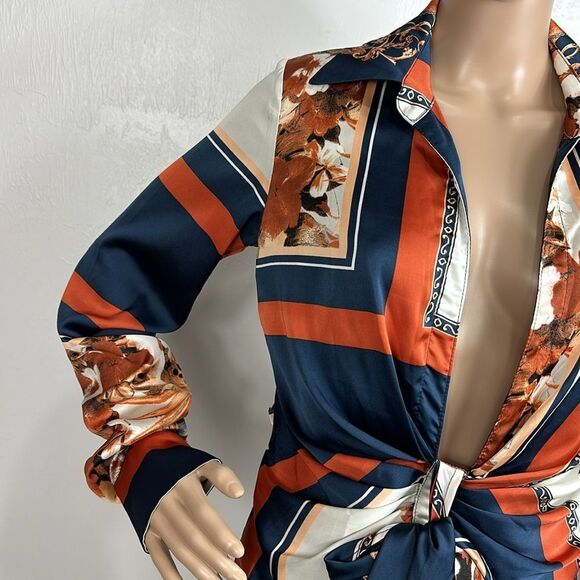 AKIRA Long Sleeves Collared Satin Tie Front Mini Tunic Dress Size S - Picture 3 of 13